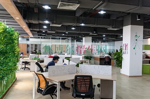 400分能上計算機(jī)應(yīng)用技術(shù)嗎