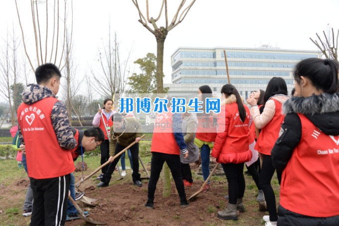 川南幼兒師范高等?？茖W(xué)校學(xué)前教育二系黨日活動