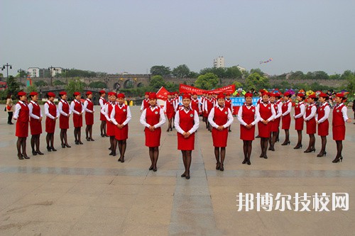 成都新運(yùn)職業(yè)學(xué)校2020年報(bào)名條件、招生要求、招生對(duì)象