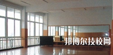 四川現(xiàn)代藝術(shù)學(xué)校2020年報名條件、招生要求、招生對象