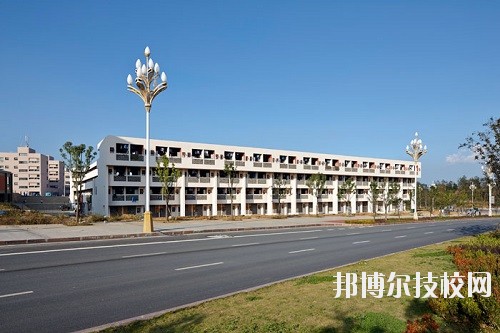貴州廣播電影電視學(xué)校2020年報(bào)名條件、招生要求、招生對(duì)象