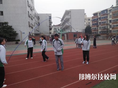 西安市商貿(mào)旅游成人中等專業(yè)學校2020年報名條件、招生要求、招生對象