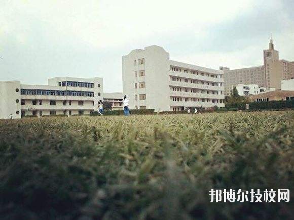 余姚市職業(yè)技術(shù)學(xué)校2020年學(xué)費(fèi)、收費(fèi)多少