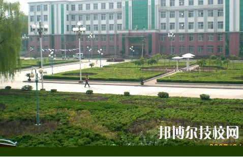 樂清市職業(yè)中等專業(yè)學校2020年報名條件、招生要求、招生對象