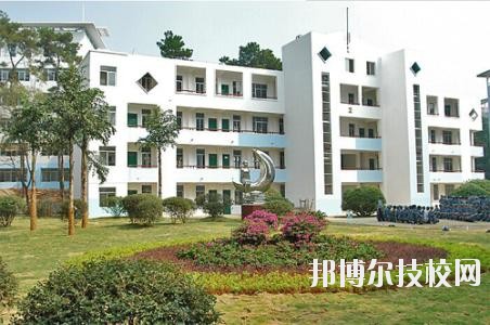  上高職業(yè)技術(shù)學(xué)校怎么樣、好不好