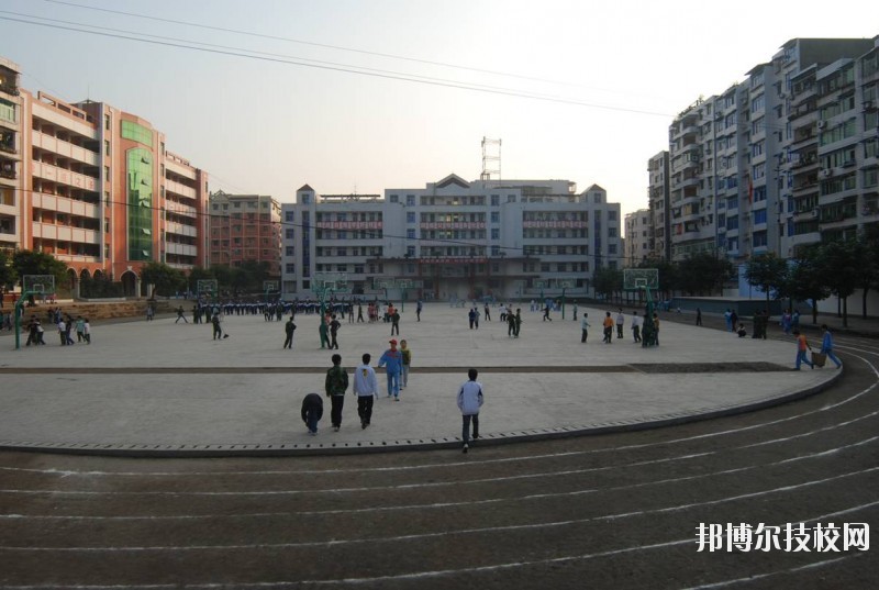 四川省鄰水縣興仁職業(yè)中學(xué)2020年報(bào)名條件、招生要求、招生對象