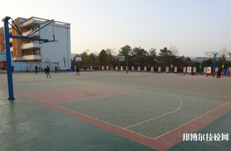 泰和中等專業(yè)學(xué)校2020年報(bào)名條件、招生要求、招生對(duì)象 