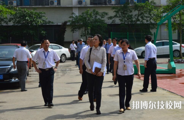 重慶渝北區(qū)竟成中學(xué)校2020年報(bào)名條件、招生要求、招生對(duì)象