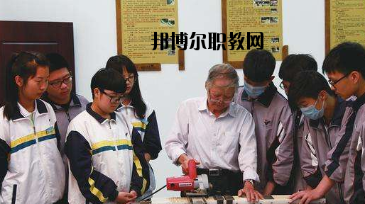 瑞安職業(yè)中等專業(yè)學(xué)校2020年報(bào)名條件、招生要求、招生對(duì)象