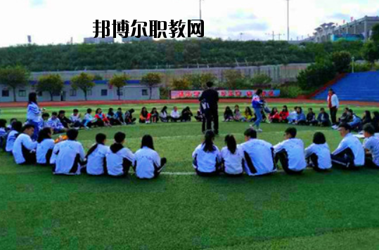 肇慶商務(wù)技工學(xué)校2020年報(bào)名條件、招生要求、招生對(duì)象