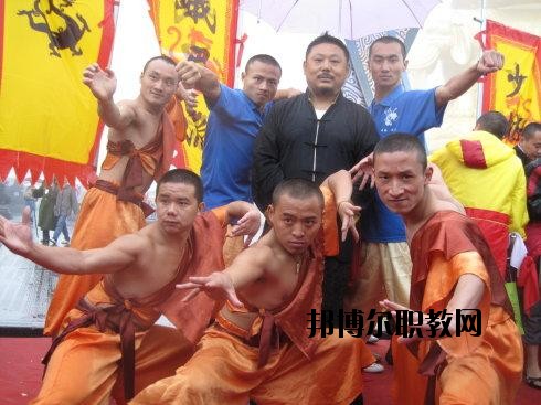 樂山大佛文武學(xué)校2020年報名條件、招生要求、招生對象