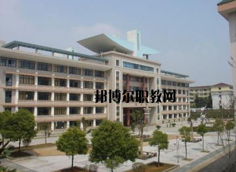 贛州服裝職業(yè)技術(shù)學(xué)校2020年報(bào)名條件、招生要求、招生對(duì)象