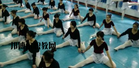 酒泉農墾技工學校2020年學費、收費多少