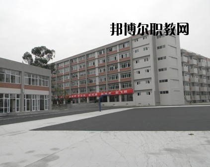 綿陽機(jī)電工程學(xué)校2020年報名條件、招生要求、招生對象