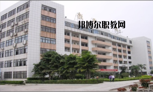 肇慶工業(yè)貿易學校怎么樣、好不好