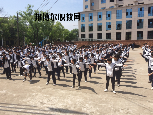 鷹潭工業(yè)中等專業(yè)學(xué)校2020年報(bào)名條件、招生要求、招生對象
