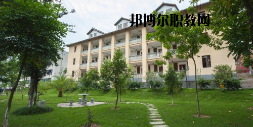 梅州農(nóng)業(yè)學(xué)校2020年報名條件、招生要求、招生對象