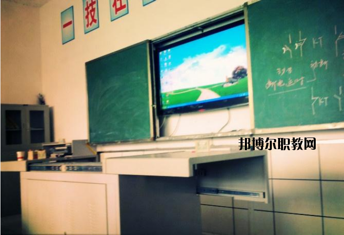 四川省隆昌縣城關(guān)職業(yè)中學(xué)2020年報名條件、招生要求、招生對象