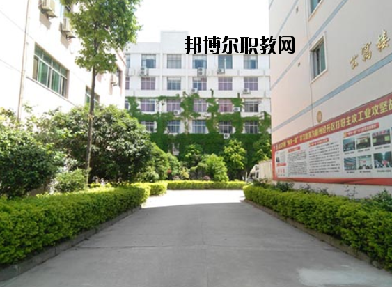 贛州光華職業(yè)技術(shù)學(xué)校2020年報名條件、招生要求、招生對象