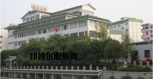 桂林衛(wèi)生學(xué)校2020年報(bào)名條件、招生要求、招生對(duì)象