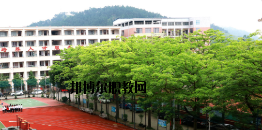 蒼梧中等專業(yè)學(xué)校怎么樣、好不好
