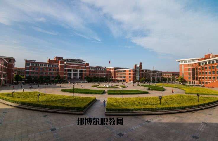 黃州理工中專怎么樣、好不好