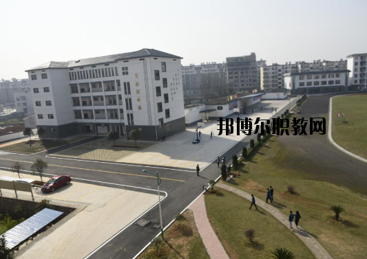 宜豐中等專業(yè)學(xué)校2020年報(bào)名條件、招生要求、招生對(duì)象
