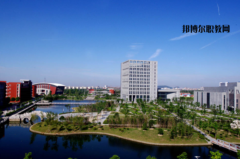 南通航運(yùn)職業(yè)技術(shù)學(xué)院2020年報(bào)名條件、招生要求、招生對象