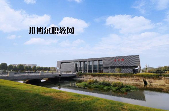 徐州醫(yī)學(xué)院怎么樣、好不好