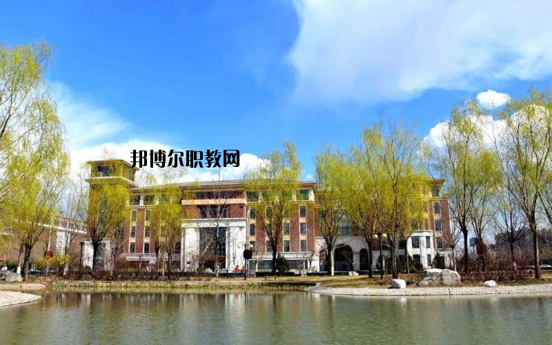 京山衛(wèi)生學(xué)校2020年報(bào)名條件、招生要求、招生對(duì)象