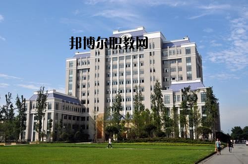 南充通信運(yùn)輸職業(yè)學(xué)校2020年報(bào)名條件、招生要求、招生對象