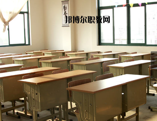 蕪湖機(jī)電學(xué)校2020年報(bào)名條件、招生要求、招生對象
