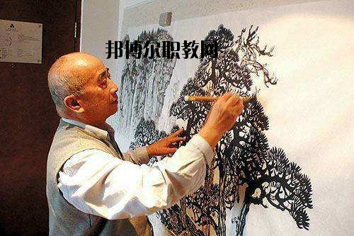 河南工藝美術(shù)學(xué)校2021年學(xué)費、收費多少