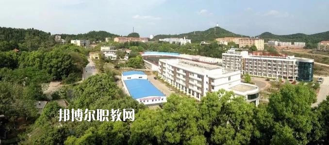 綿陽(yáng)交通技工學(xué)校2020年報(bào)名條件、招生要求、招生對(duì)象