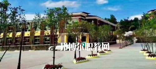 貴州航空工業(yè)技師學(xué)院烏當校區(qū)2020年報名條件、招生要求、招生對象