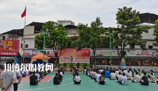 梅州機(jī)械技工學(xué)校2020年報(bào)名條件、招生要求、招生對象