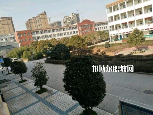 沁陽(yáng)市職業(yè)教育中心學(xué)校2021年報(bào)名條件、招生要求、招生對(duì)象