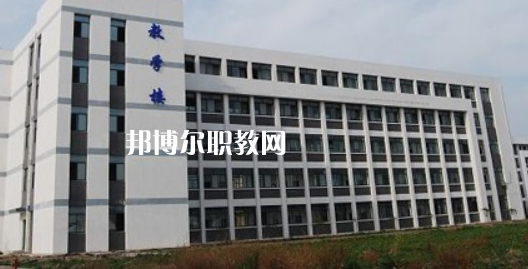 滁州市機(jī)械工業(yè)學(xué)校2021年報名條件、招生要求、招生對象 