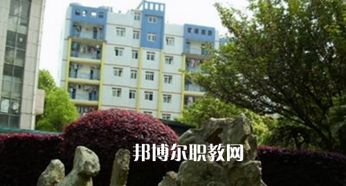都勻市中等職業(yè)技術(shù)學(xué)校2021年報名條件、招生要求、招生對象
