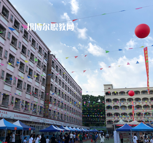 廣東創(chuàng)業(yè)工貿(mào)技工學(xué)校怎么樣、好不好