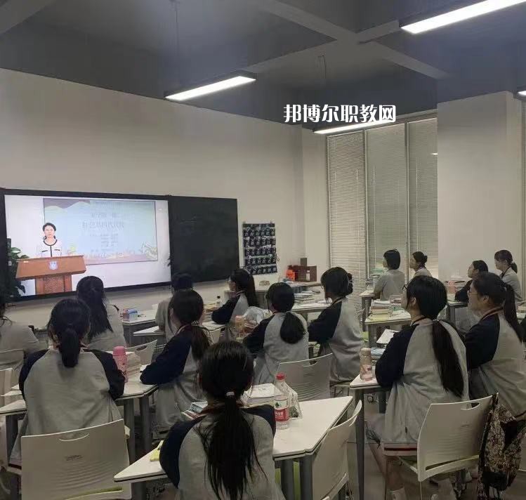 江蘇南京技師學(xué)院2022年報(bào)名條件、招生要求、招生對(duì)象