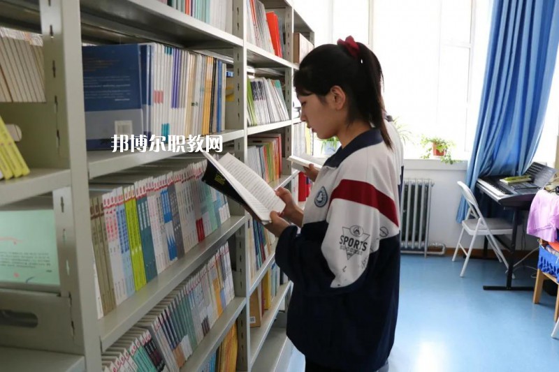 靖遠職業(yè)教育中心2022年報名條件、招生要求、招生對象