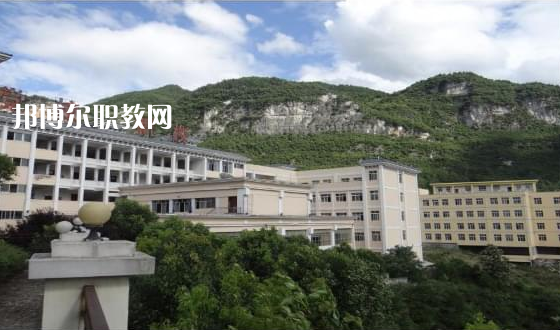 德慶縣中等職業(yè)學(xué)校2022年報(bào)名條件、招生要求、招生對(duì)象