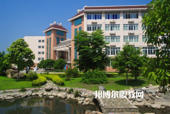 重慶五里店職業(yè)中學(xué)2022年報(bào)名條件、招生要求、招生對象 