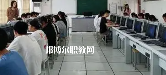 蒲江職業(yè)中專學校2022年報名條件、招生要求、招生對象