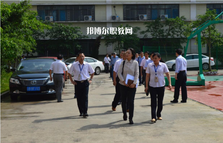 重慶渝北區(qū)竟成中學(xué)校2022年報(bào)名條件、招生要求、招生對(duì)象