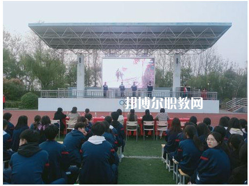 江蘇徐州市中等專(zhuān)業(yè)學(xué)校2022年報(bào)名條件、招生要求、招生對(duì)象