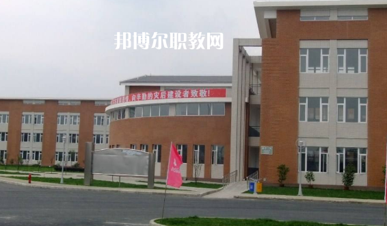 四川什邡職業(yè)中專學(xué)校2022年報(bào)名條件、招生要求、招生對(duì)象