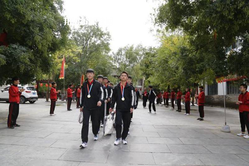 平?jīng)鲠轻嘉奈鋵W(xué)校2022年報(bào)名條件、招生要求、招生對(duì)象