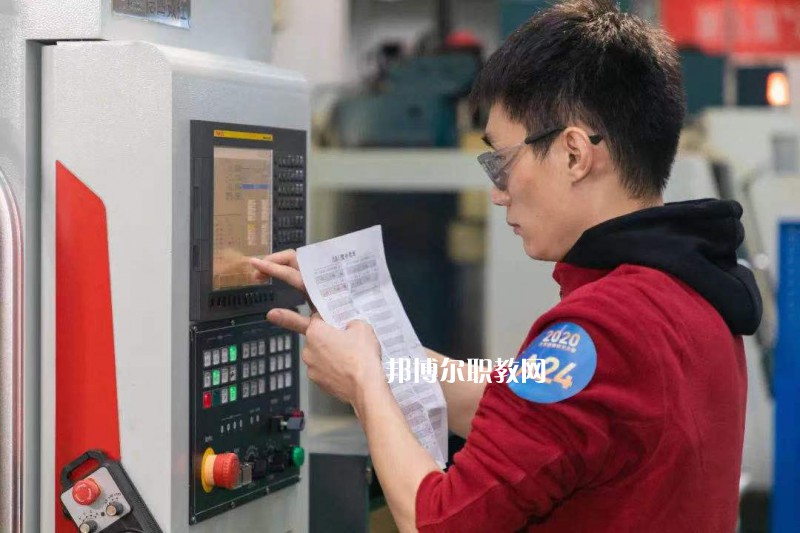 江蘇昆山第一中等專業(yè)學(xué)校2022年報名條件、招生要求、招生對象